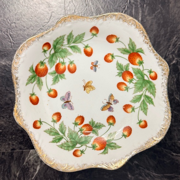 NORLEANS Cake Stand with Strawberries and Butterflies - Picture 7 of 14